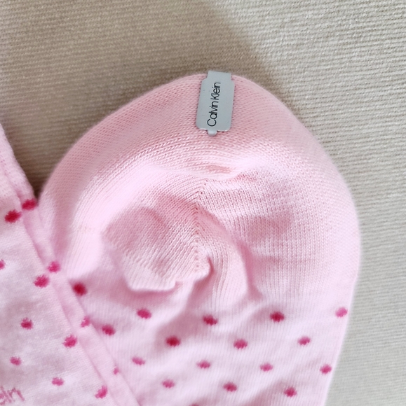 NWT Calvin Klein Pink Socks. Size 7-12 - Picture 7 of 8